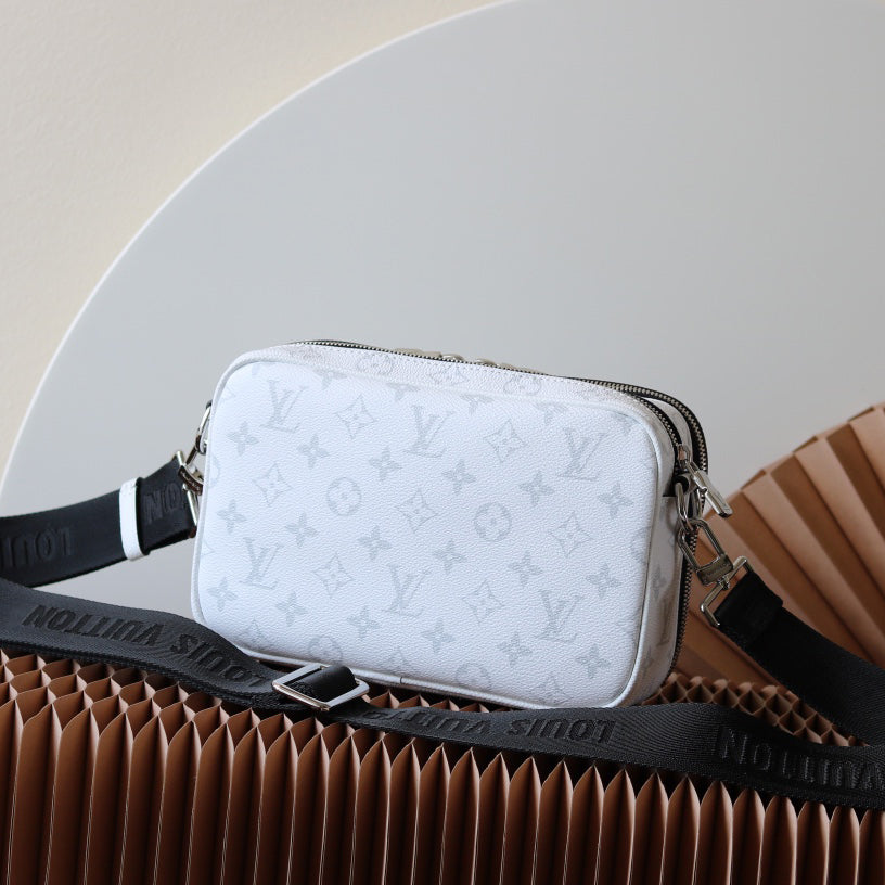 L Alpha Messenger