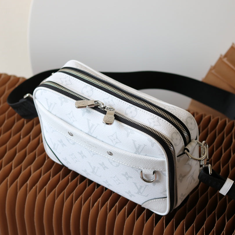 L Alpha Messenger