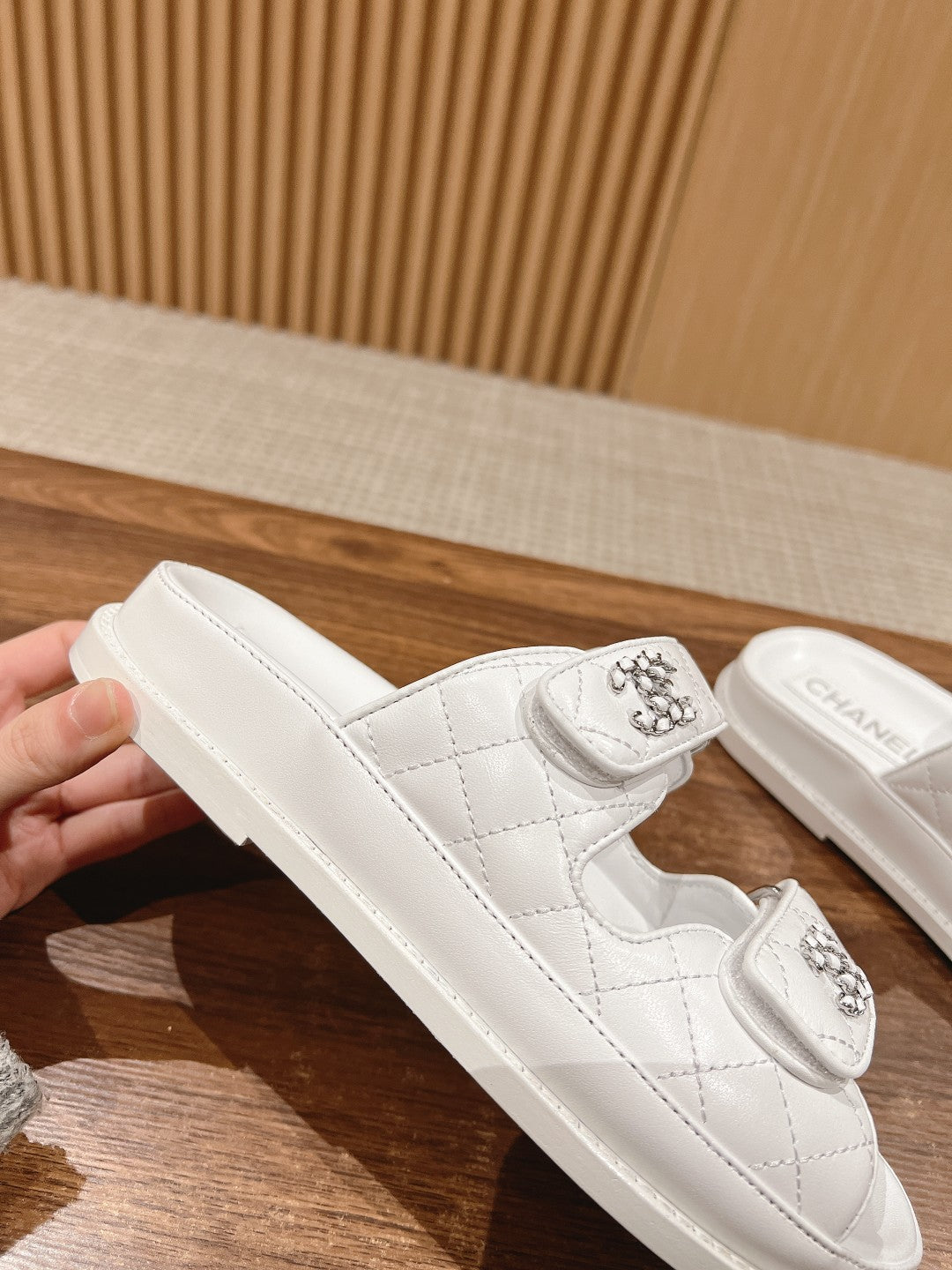 CH New Beach Slippers sandals