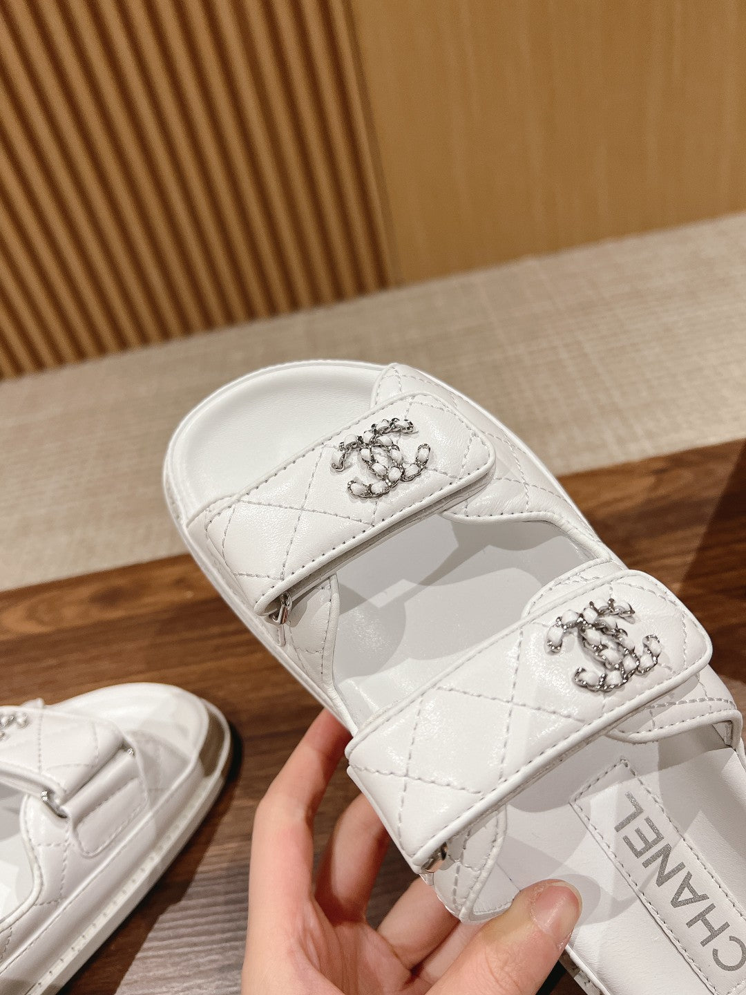 CH New Beach Slippers sandals