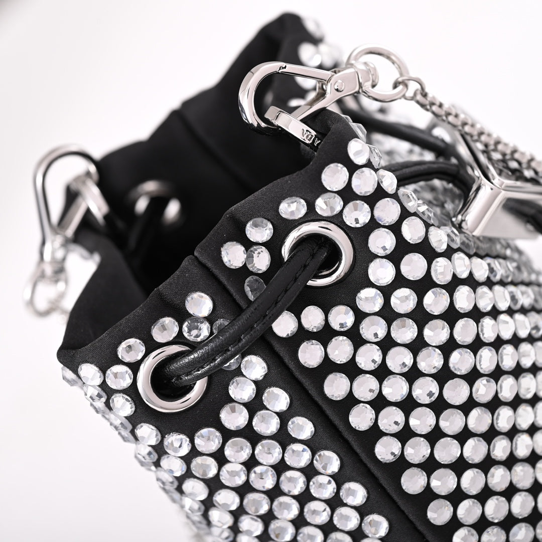 Mini-pochette en satin à ornements Pr@da
