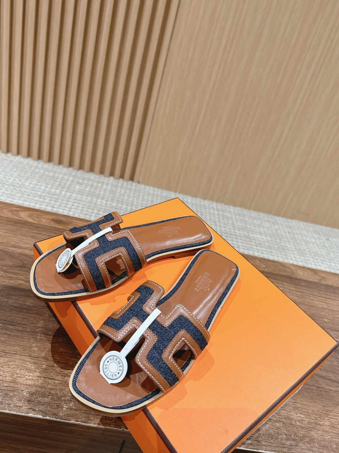 H Leather patchwork Classic H Slippers