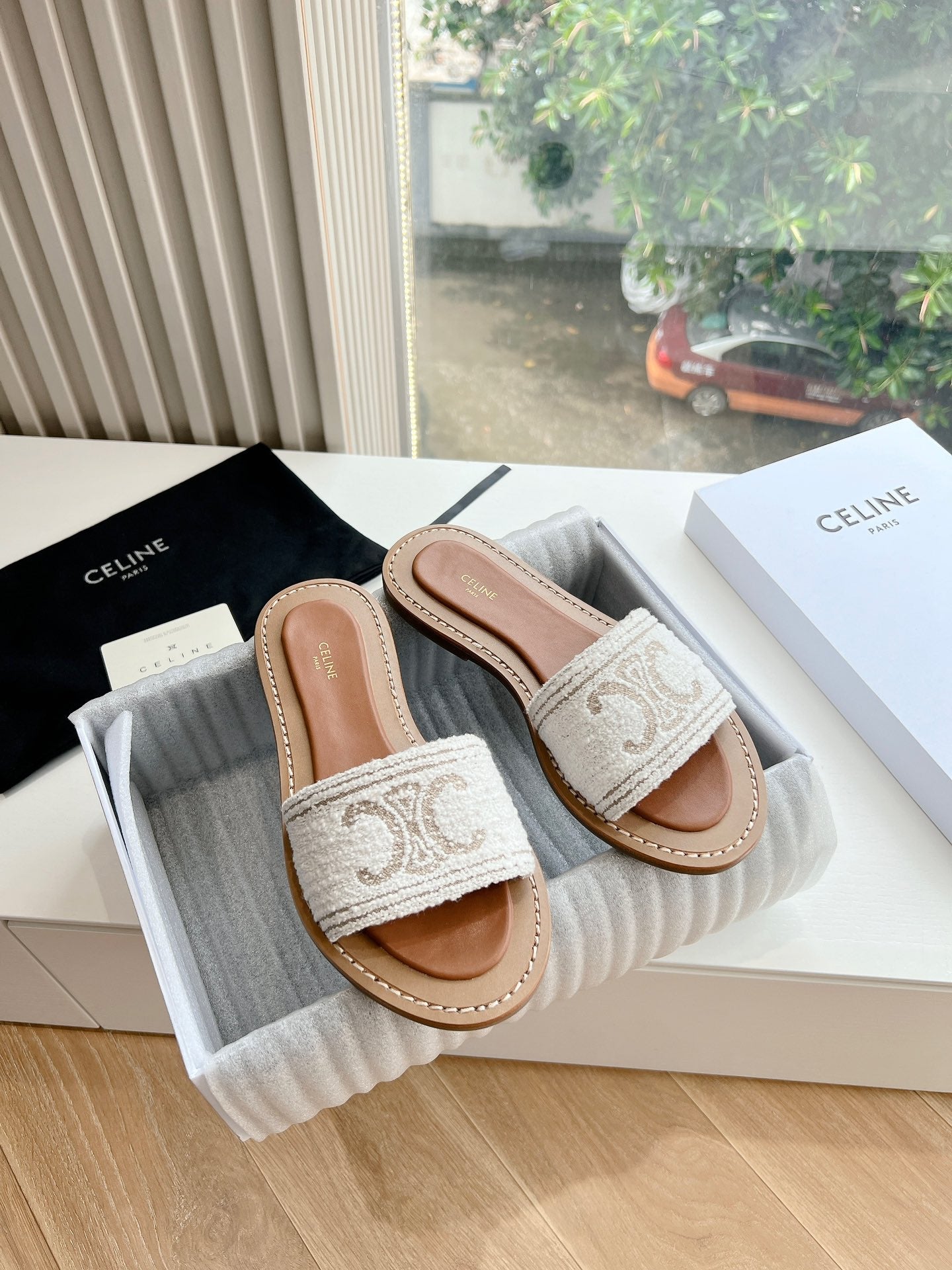 CE new spring and summer slippers