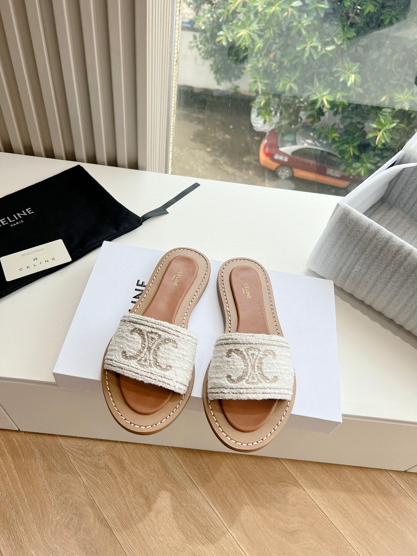 CE new spring and summer slippers