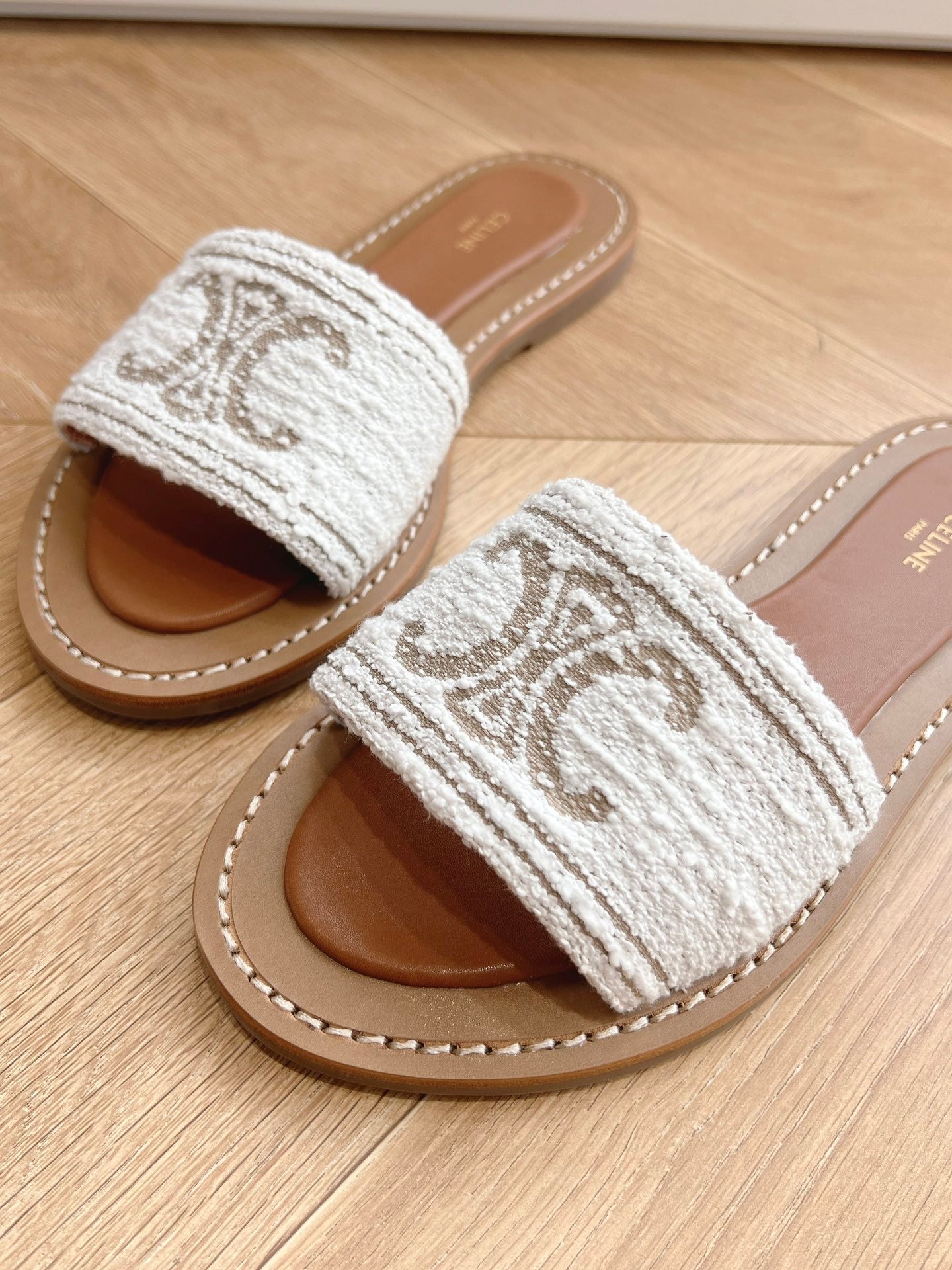 CE new spring and summer slippers