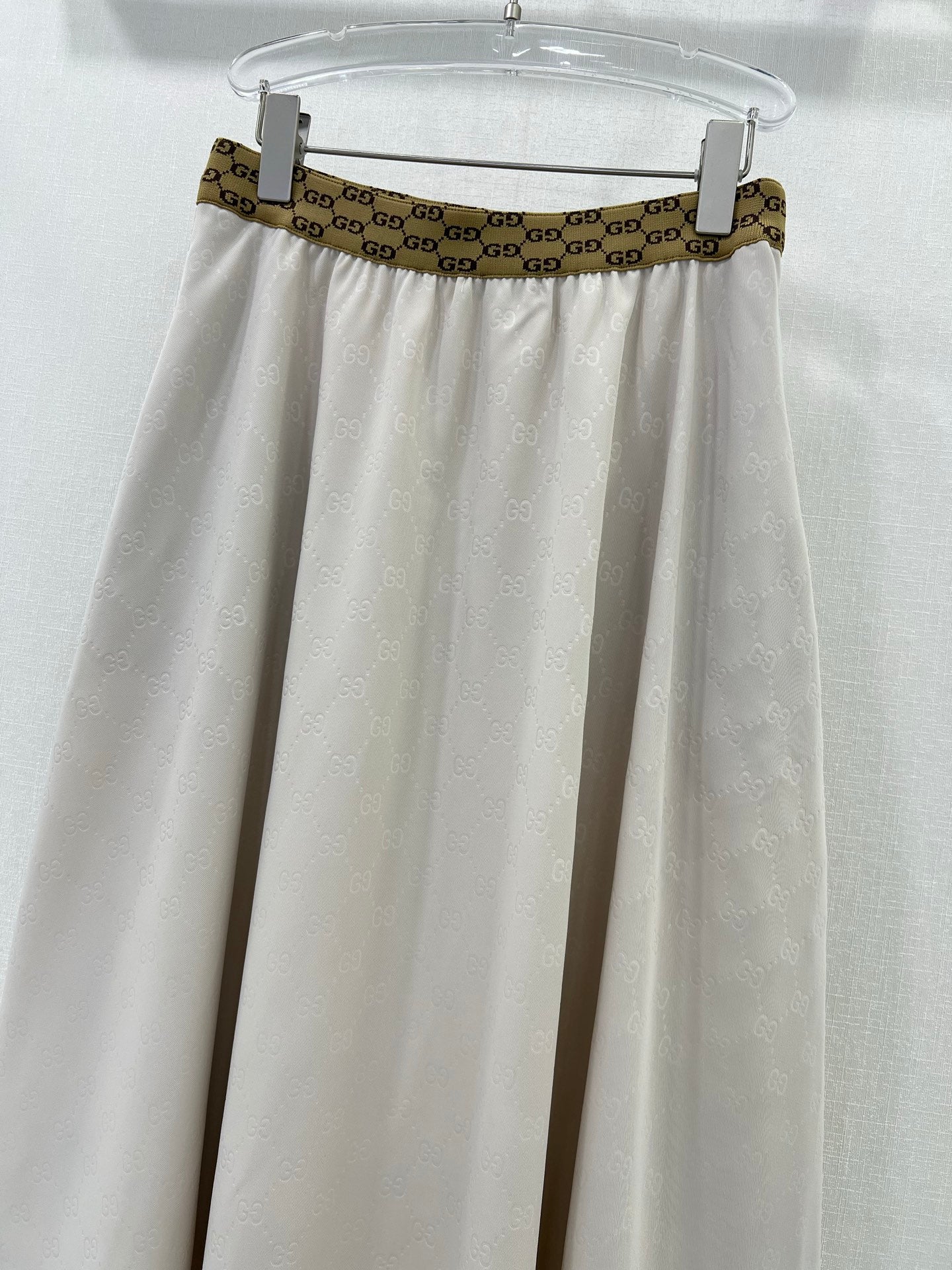 GC 25ss lettering print skirt