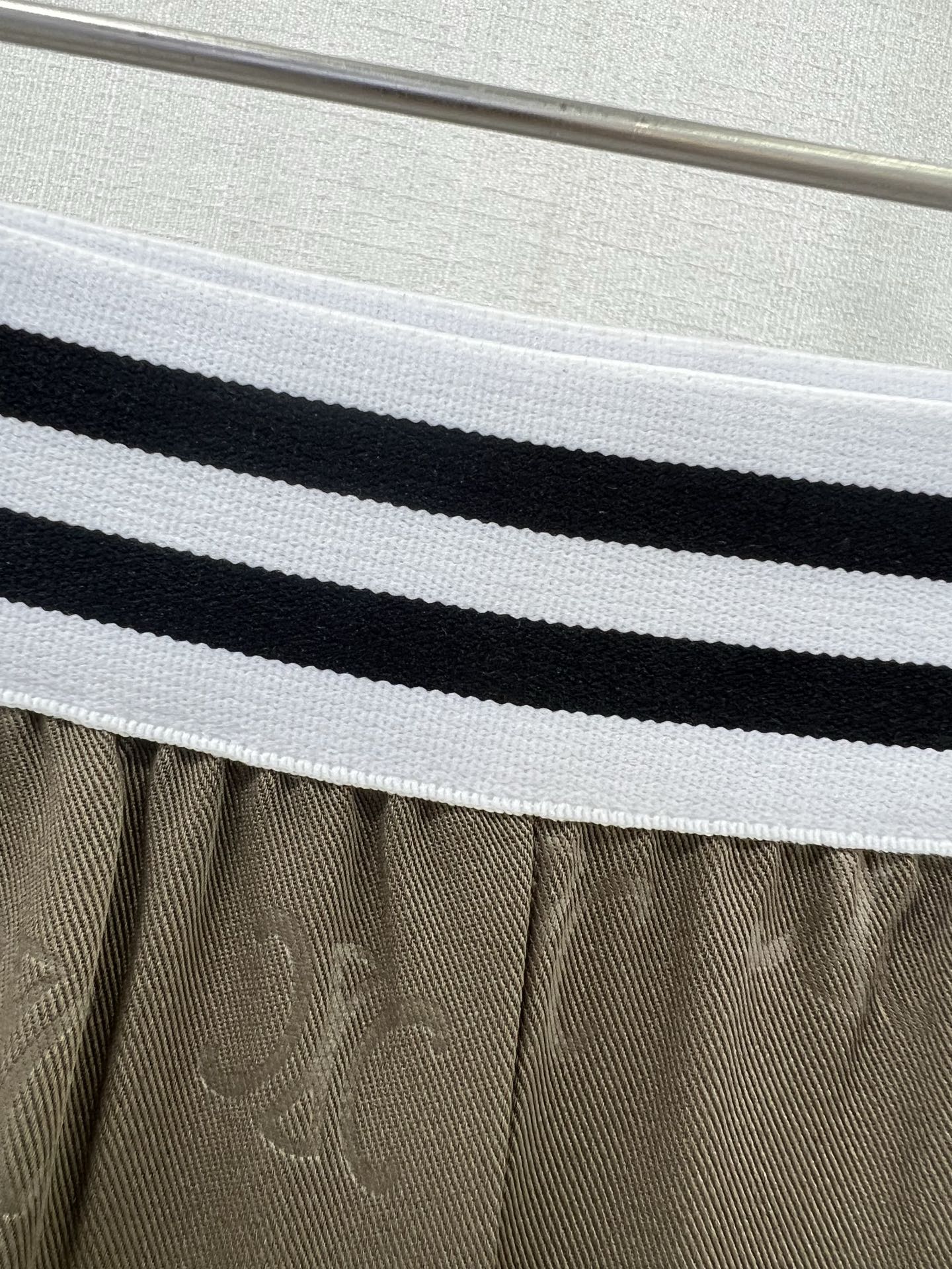 CE 25ss lettering print wide-leg pants