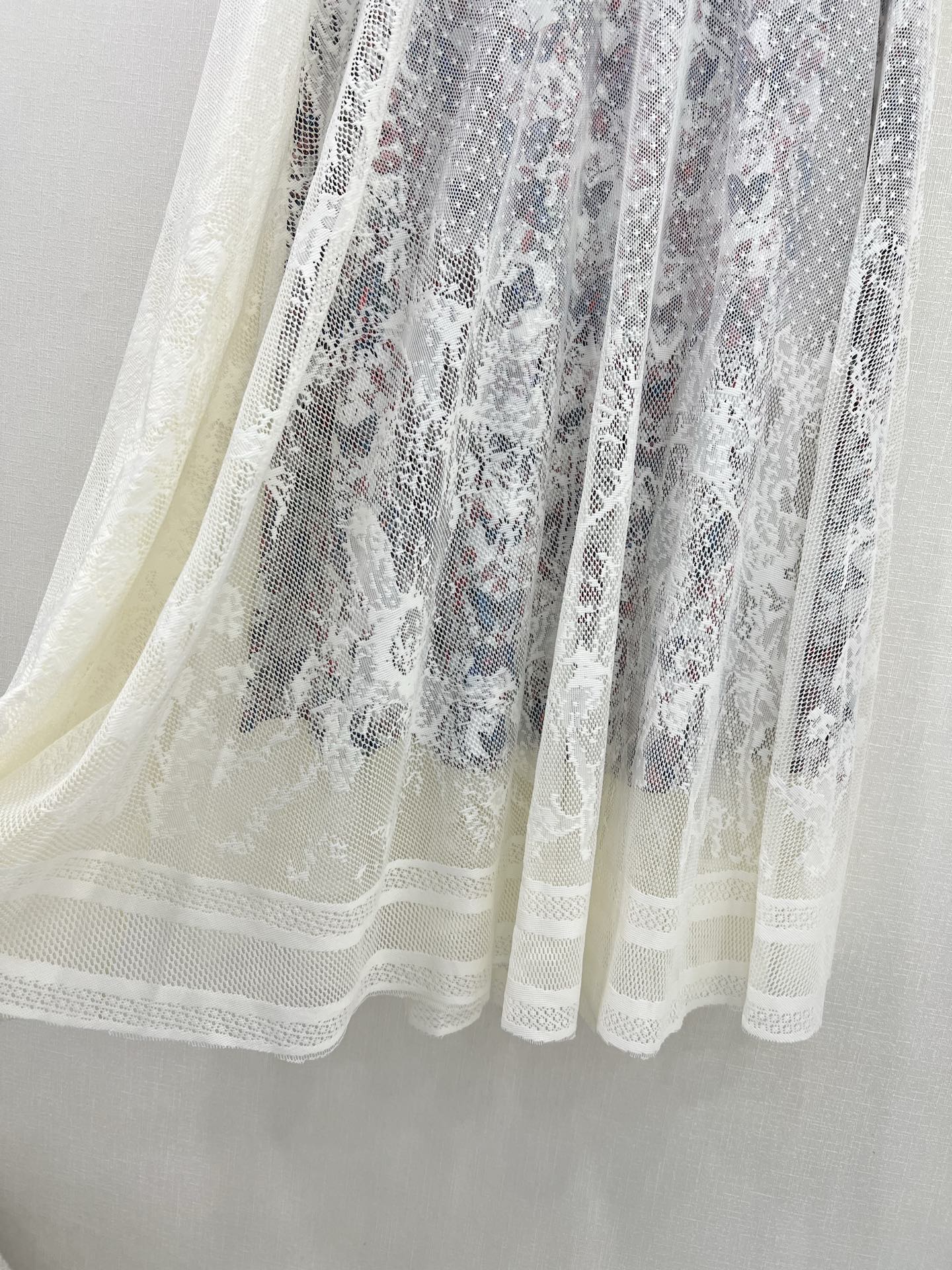 DO 25 new mesh skirt