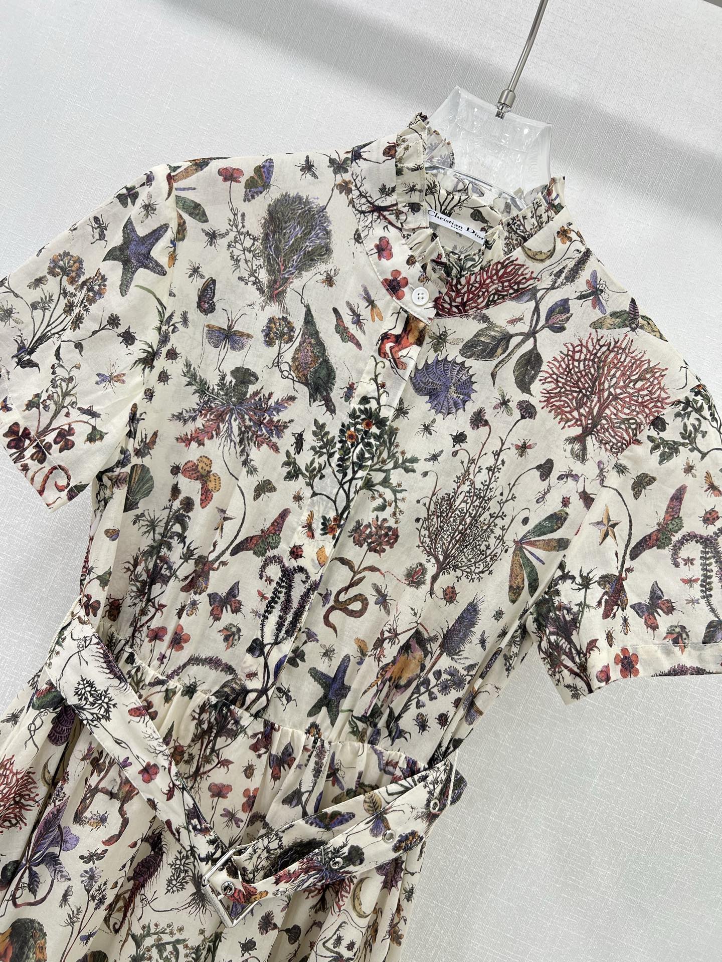 DO 25 new printed short-sleeved dress