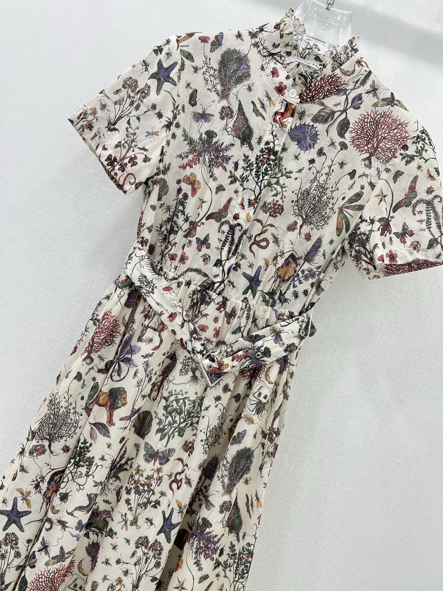 DO 25 new printed short-sleeved dress