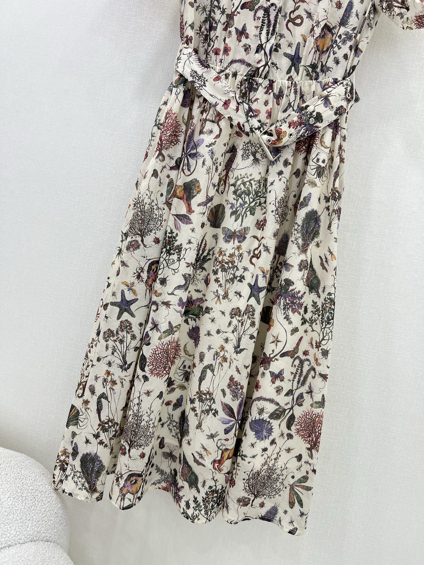 DO 25 new printed short-sleeved dress