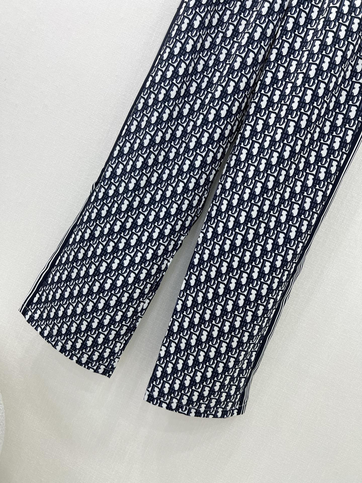 DO 25 new high waist wide leg pants