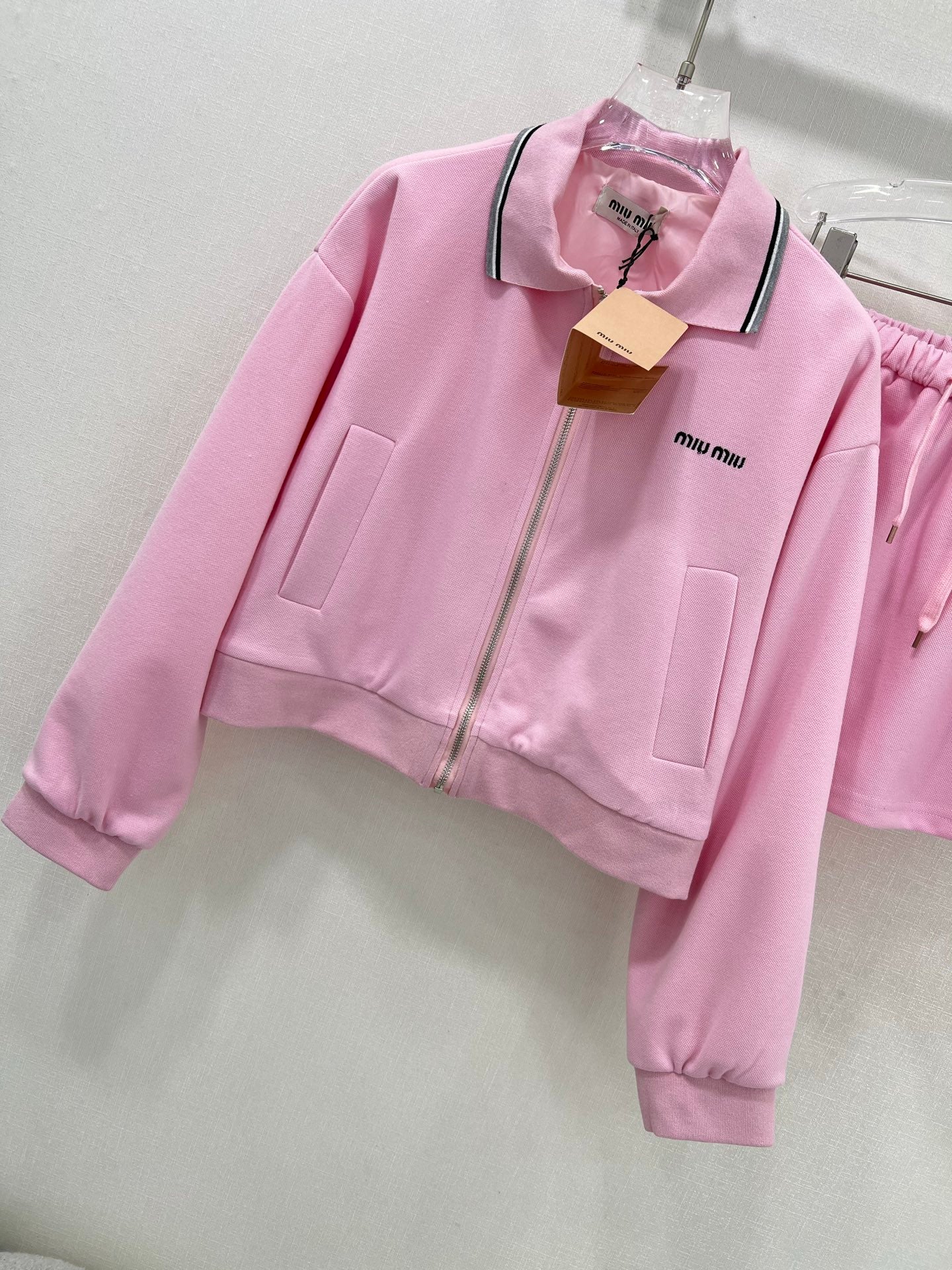 MU 25 new three-piece suit