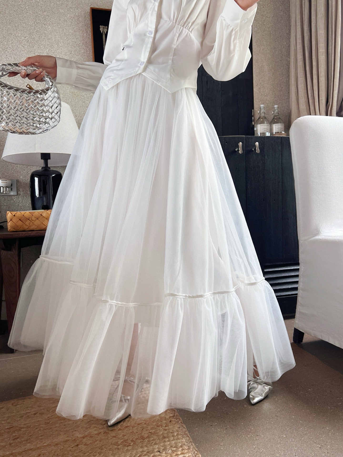 DO 25 new fluffy tulle skirt