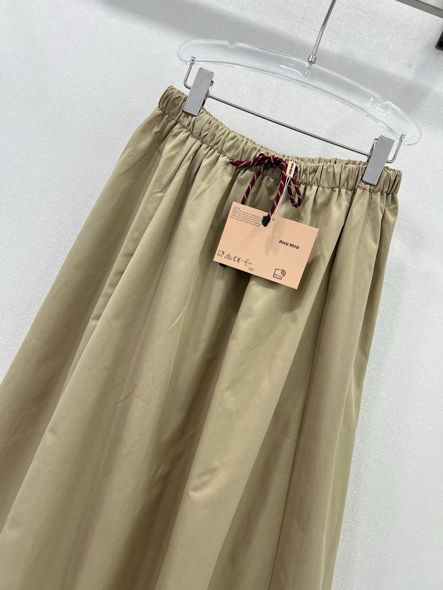 MU 25 new solid color hem lace skirt