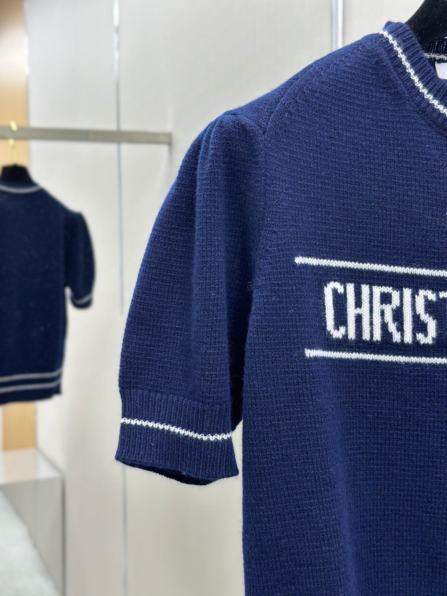 DO 25ss Short-Sleeved Sweater