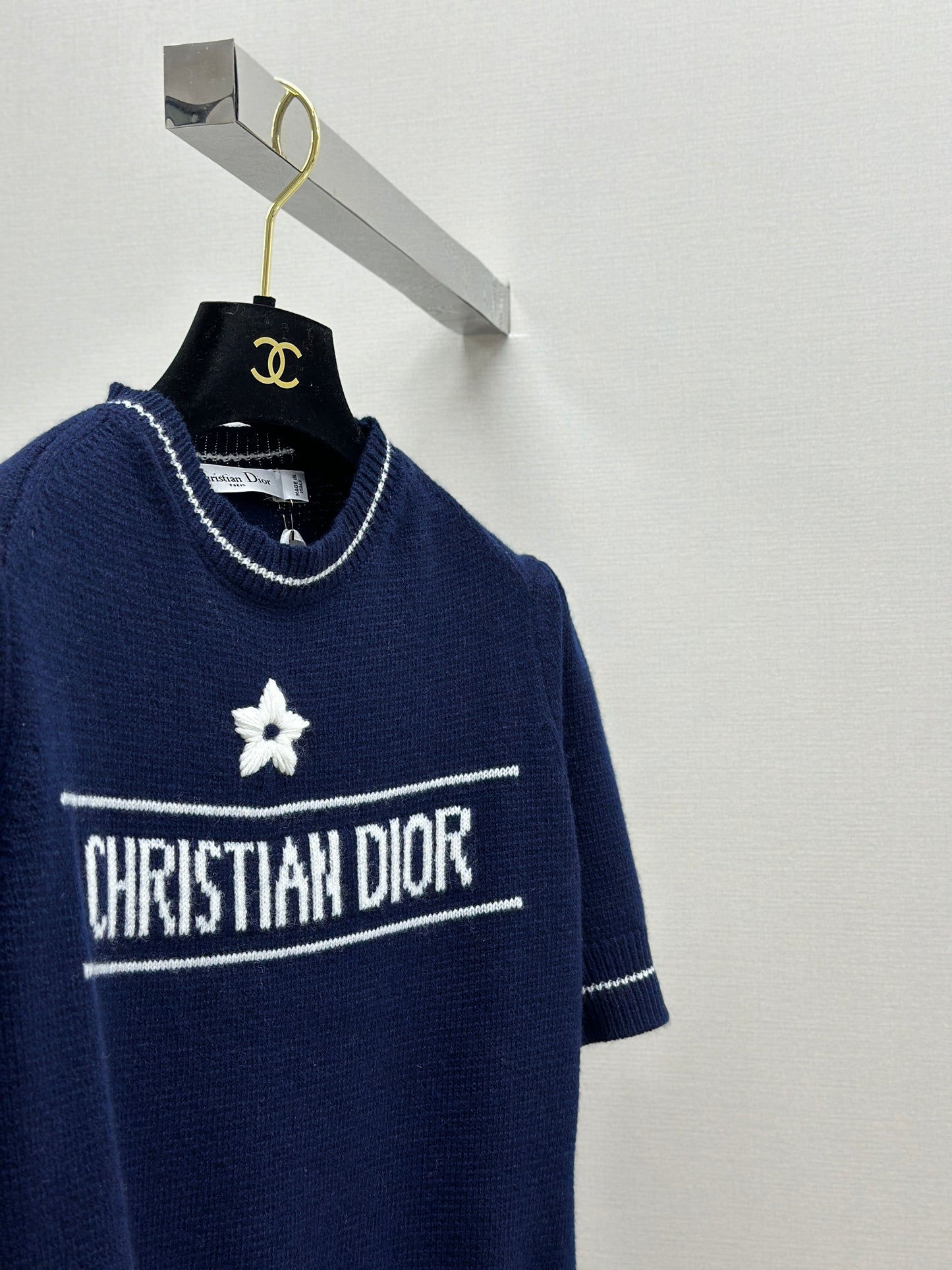 DO 25ss Short-Sleeved Sweater