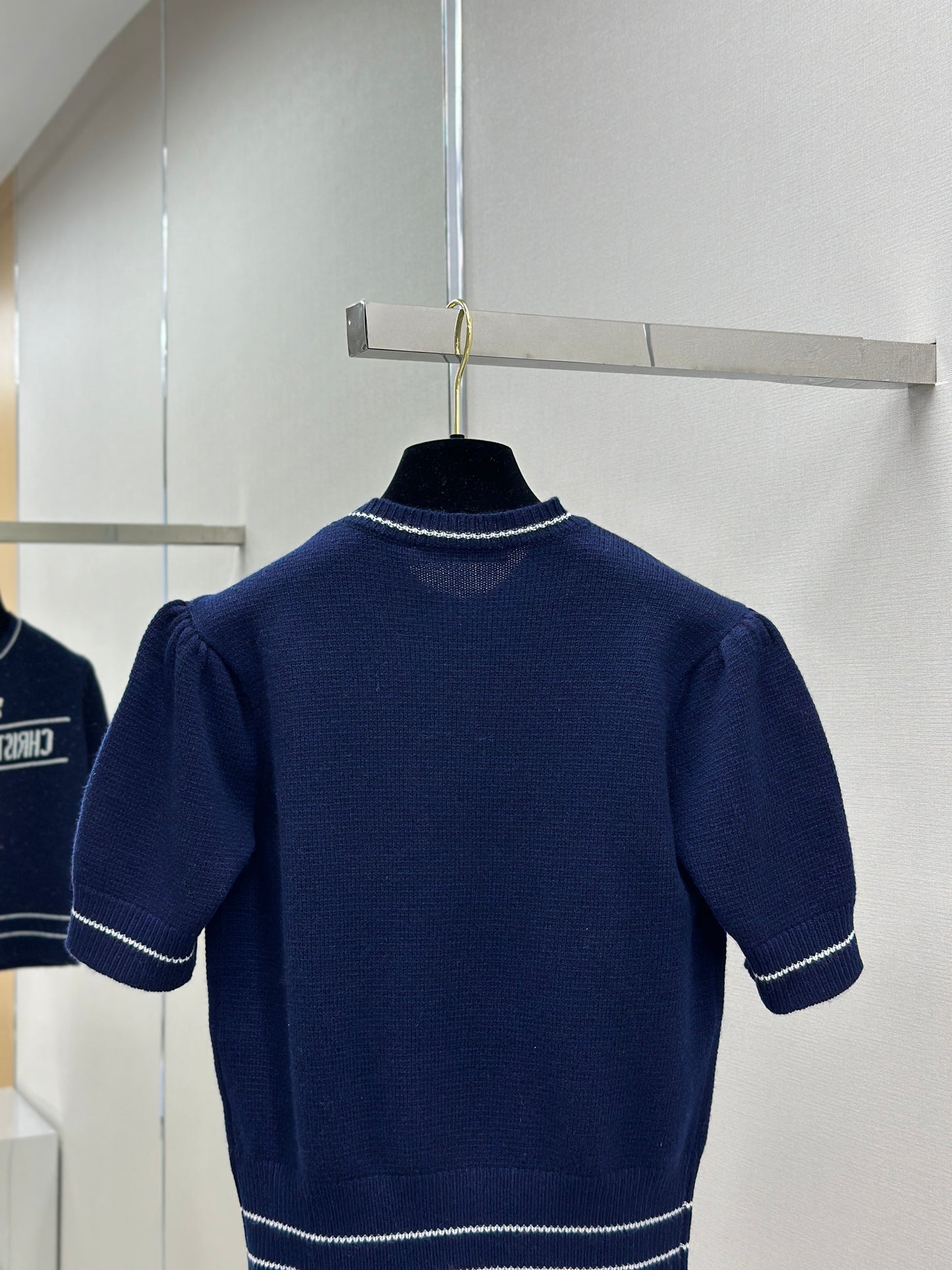 DO 25ss Short-Sleeved Sweater