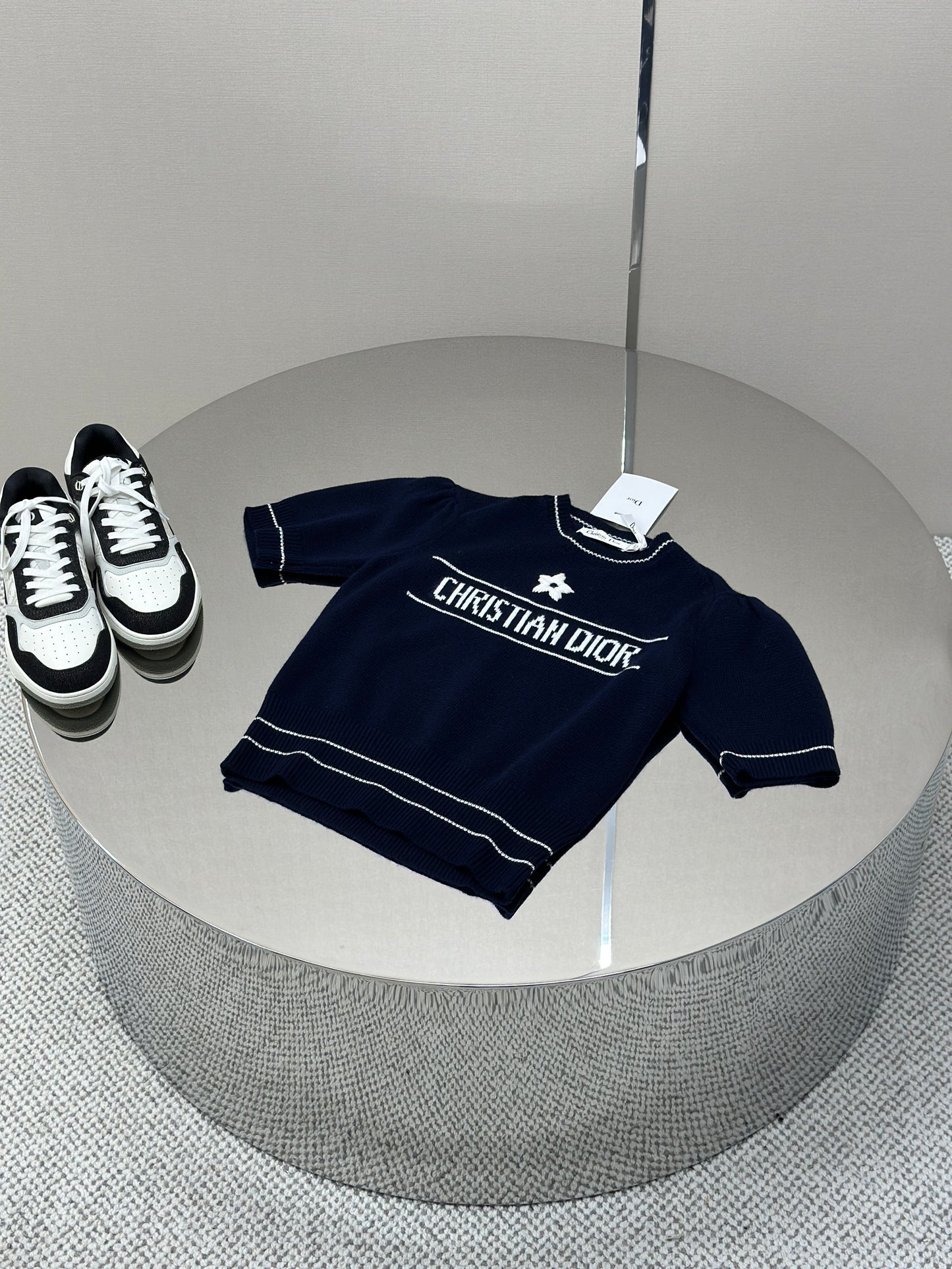 DO 25ss Short-Sleeved Sweater