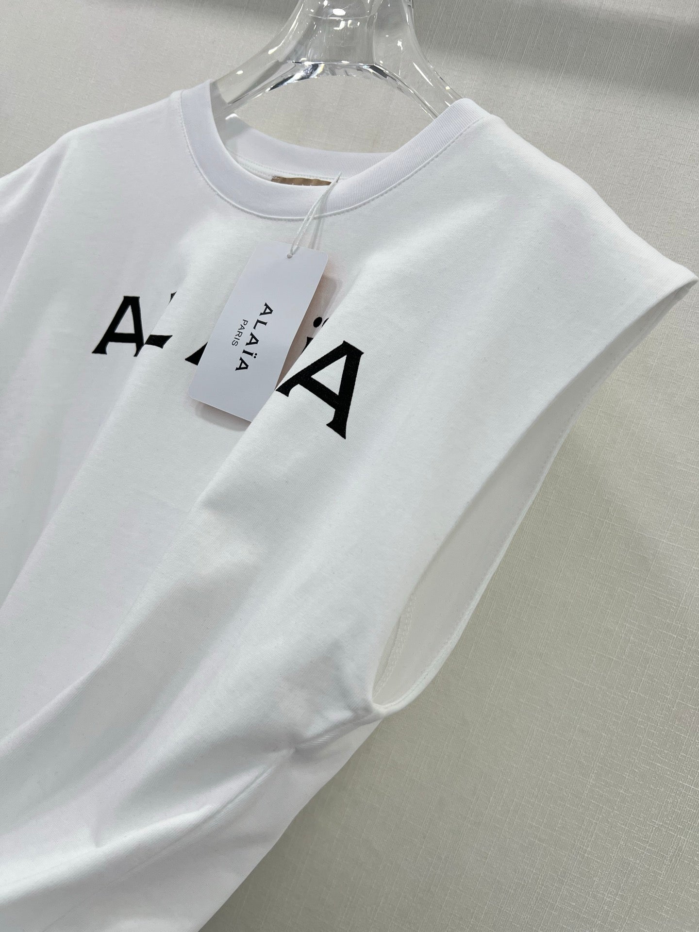 AL 25 new sleeveless T-shirts