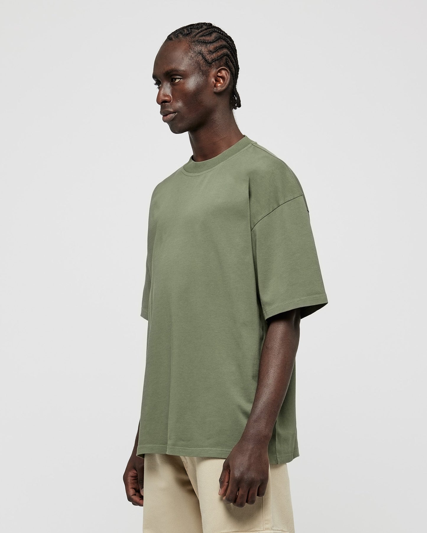 Rauchgrünes Basic-T-Shirt