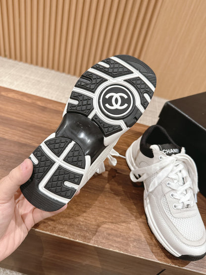 Resort Collection Casual Sneakers
