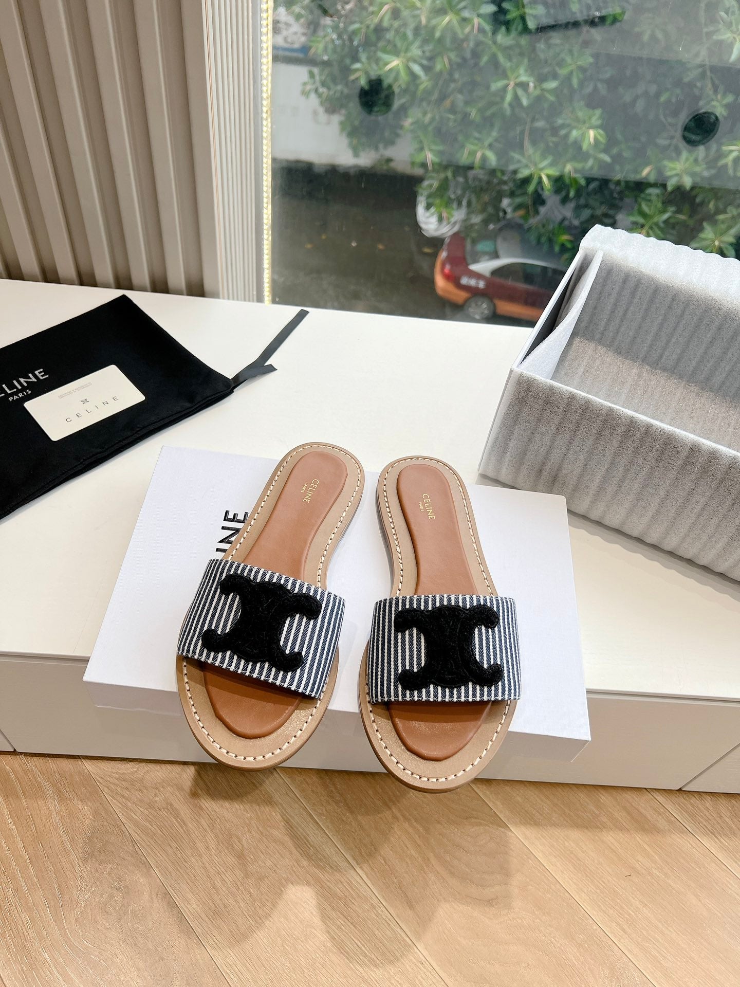 CE new spring and summer slippers