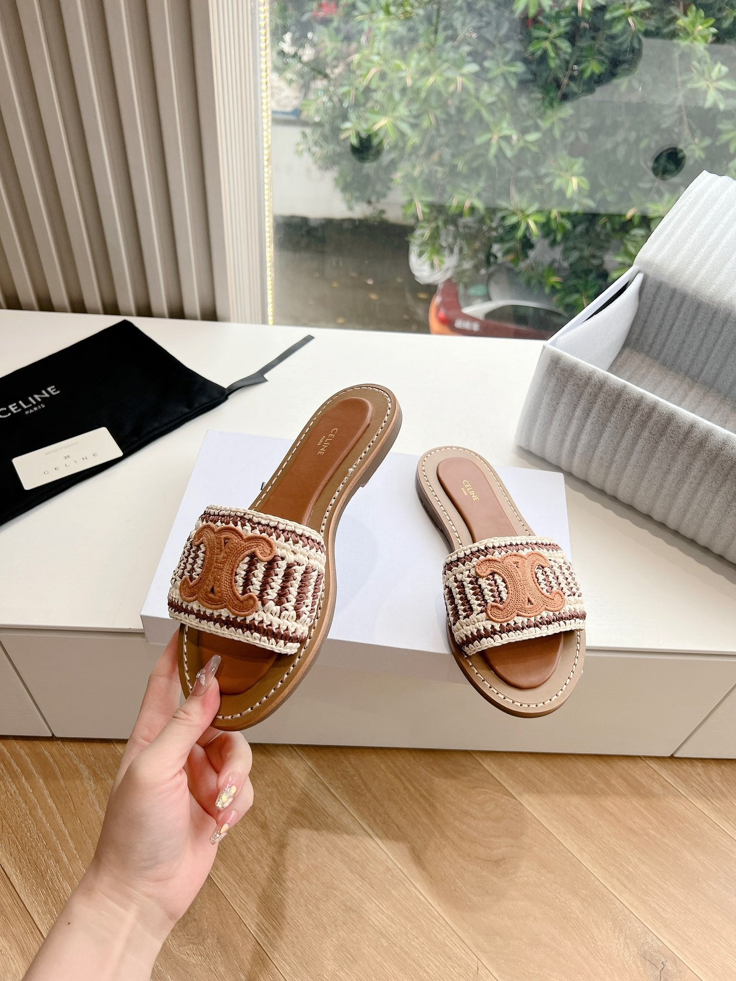 CE new spring and summer slippers