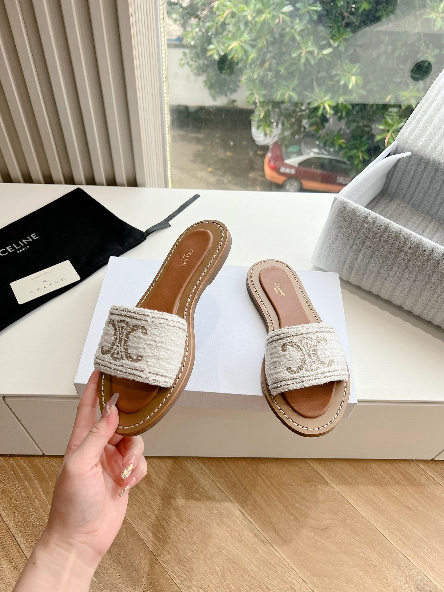 CE new spring and summer slippers