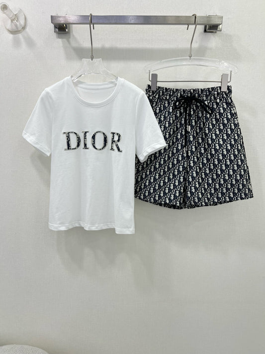 DO 25ss t-shirt skirt suit