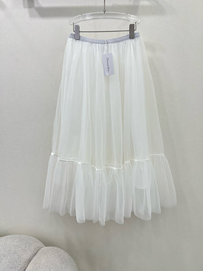 DO 25 new fluffy tulle skirt