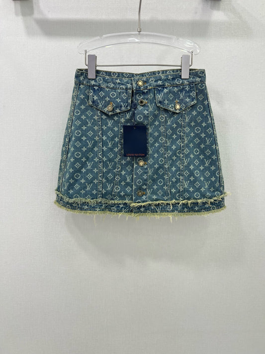L  25 new denim skirt