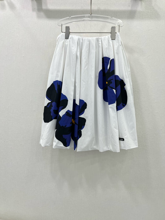 MU 25 new skirt