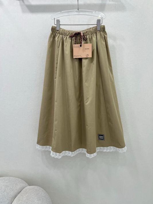 MU 25 new solid color hem lace skirt