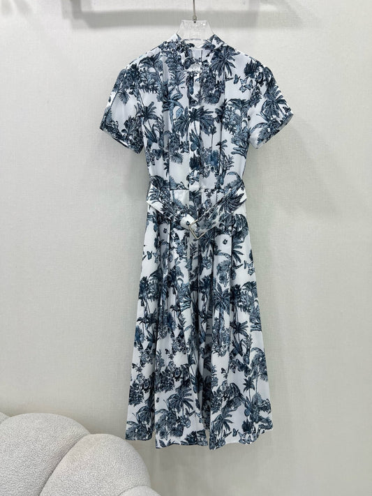DO 25 new printed long dress